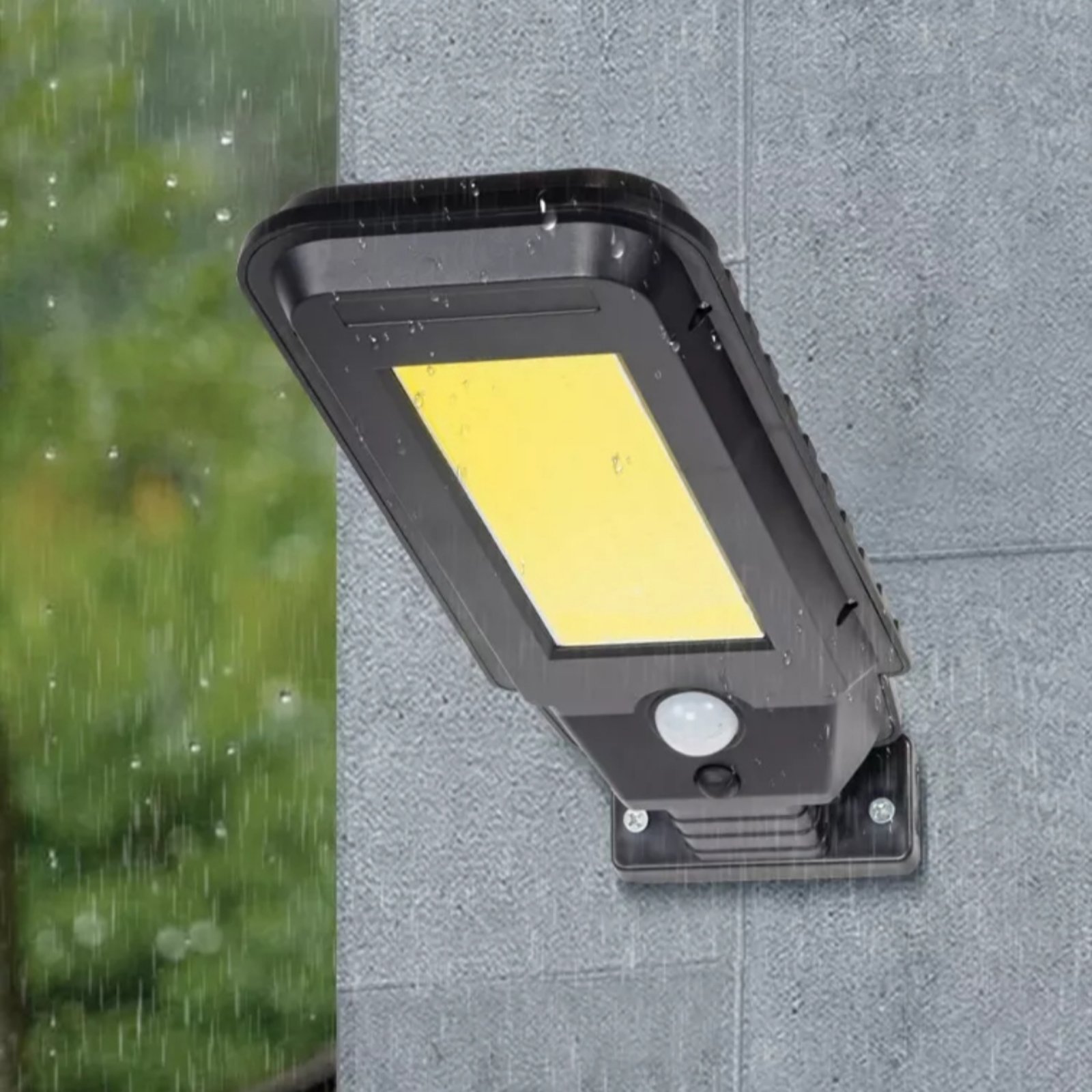 Вуличний сенсорний LED прожектор T210A / T210B на сонячній батареї — Надійність та автономність